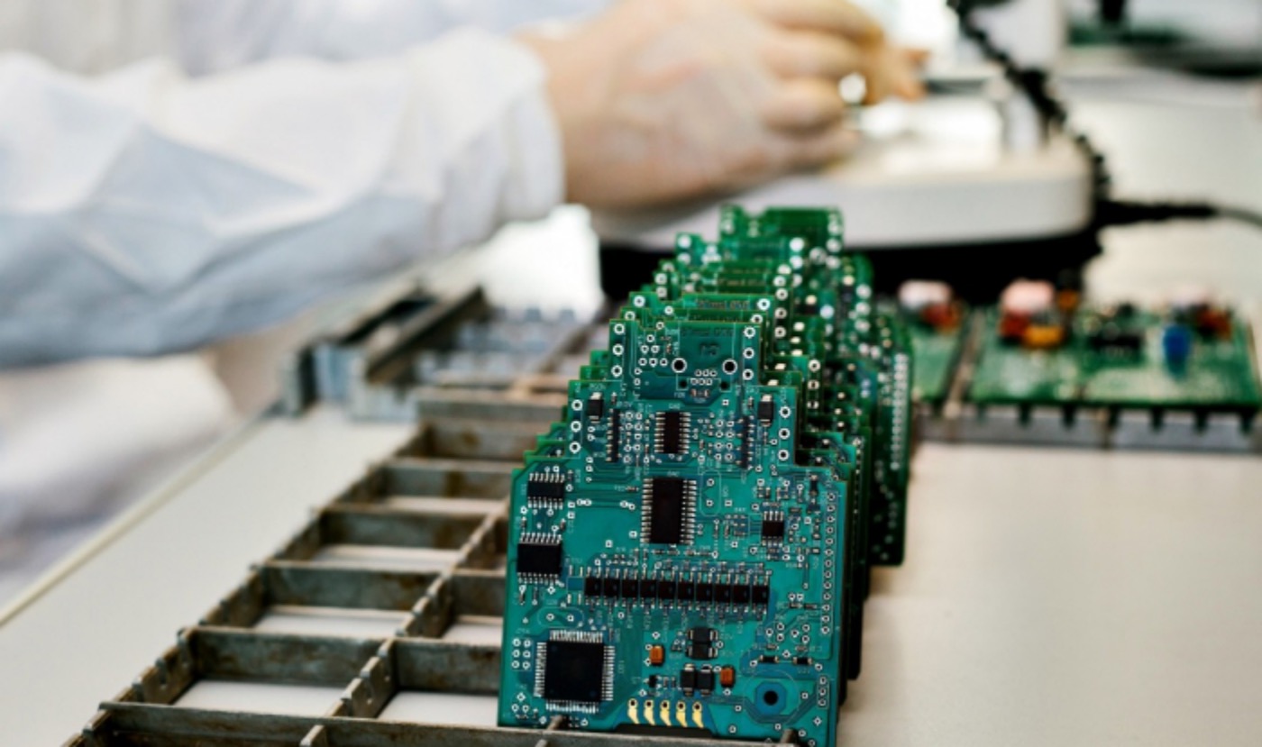 Canadian auto plants sputter as industry chips away at semiconductor